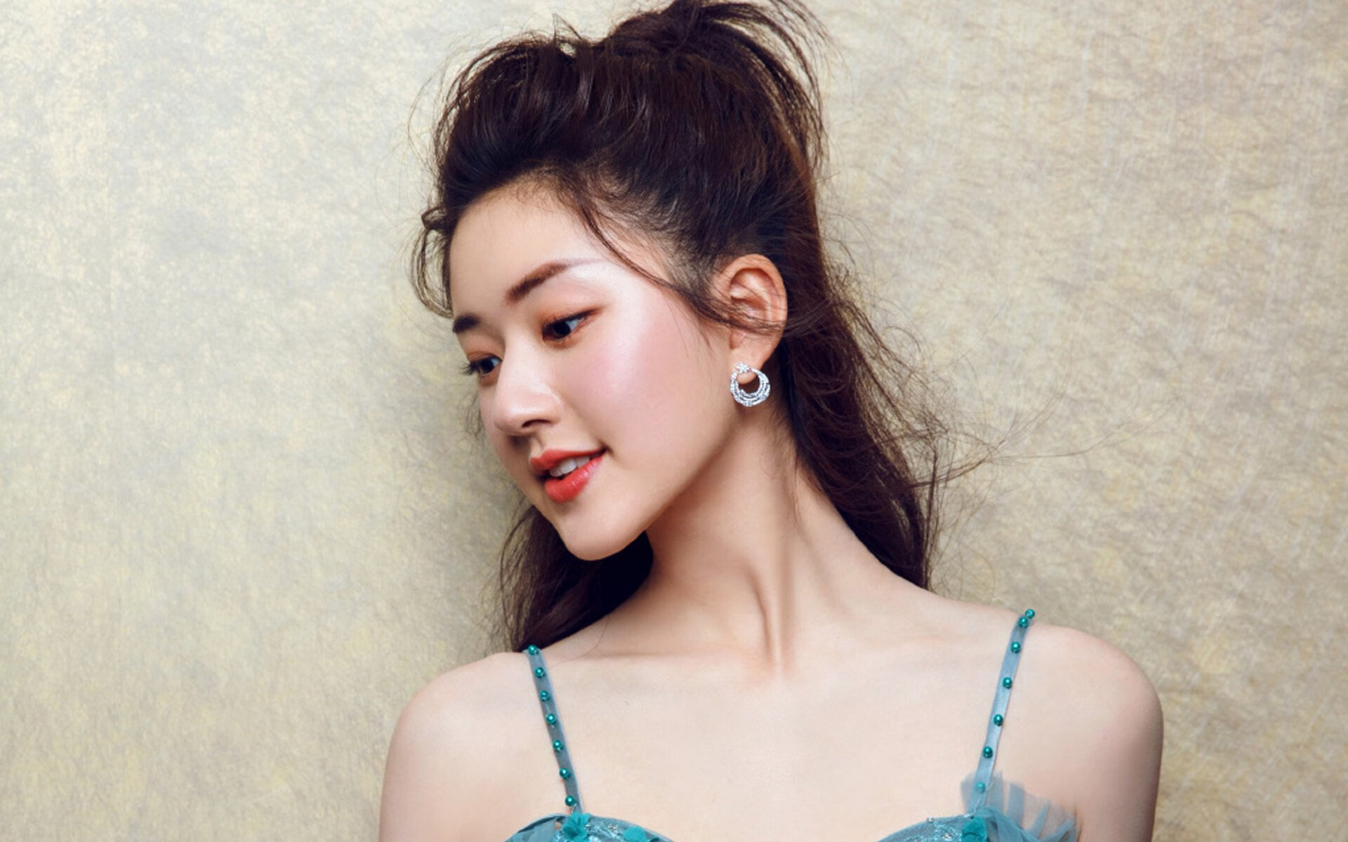 开云体育平台APP-独眼巨人照破丹佛高原！38岁保罗用最古典的控卫艺术，为火箭凿开胜利之门