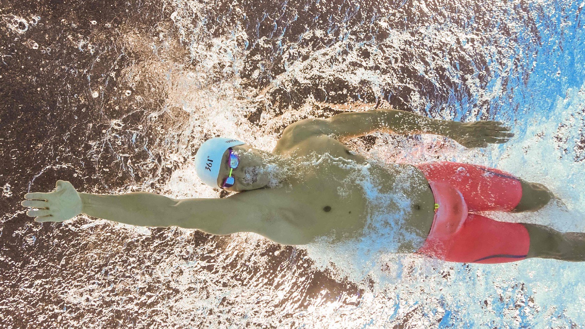 东决关键战启示，智利如何突围巴西的足球焦点战