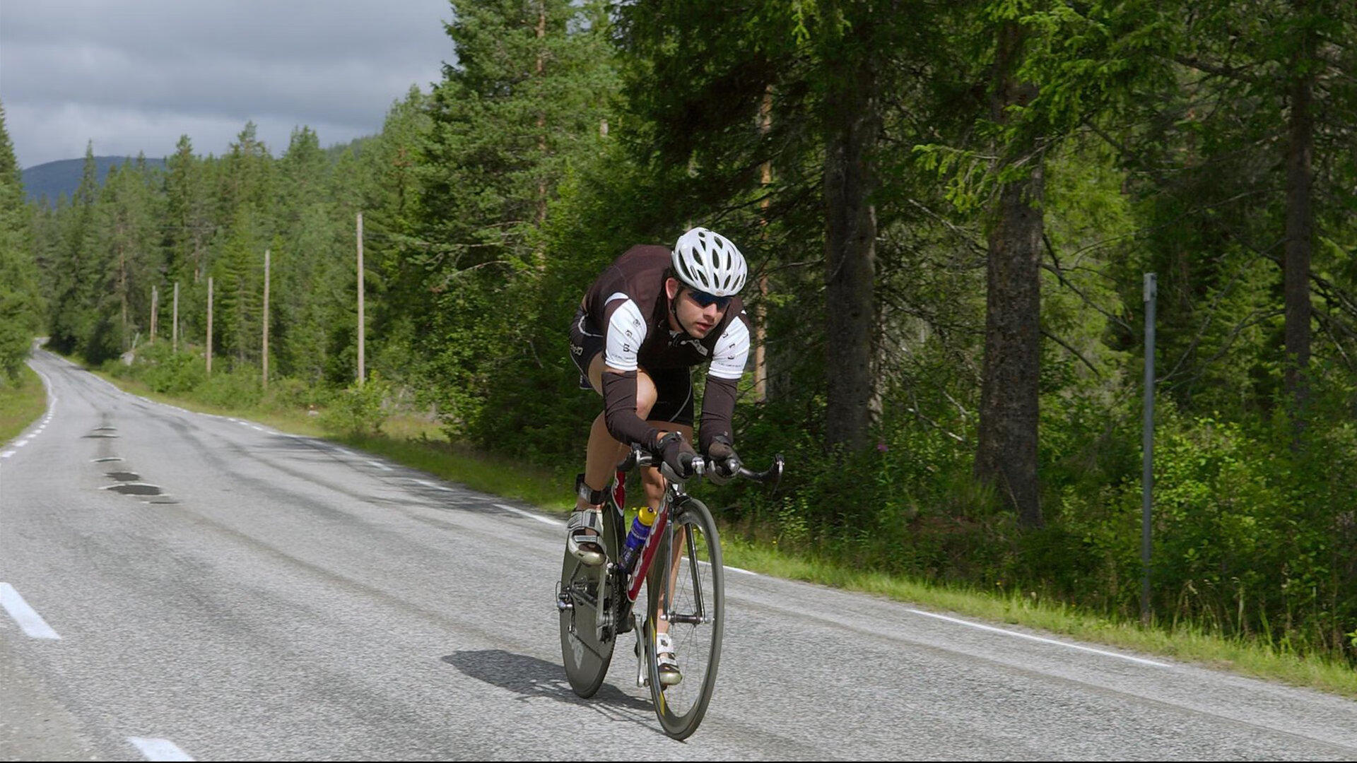 惊天冷门！阿尔及利亚铁骑踏平那不勒斯，托尼双响炮轰塌意甲堡垒