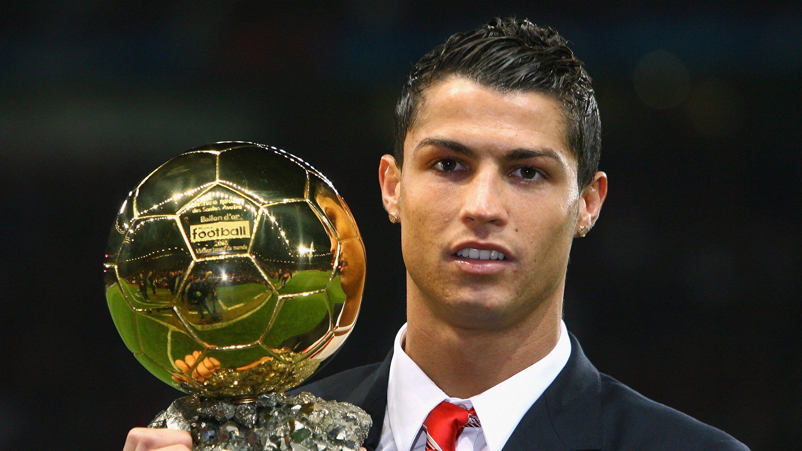 霍勒迪攻防一体诠释完美控场，热火战术缜密全面压制开拓者